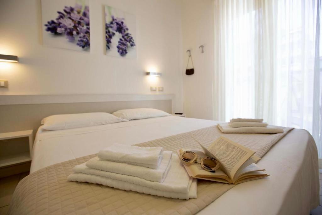 Hotel Elite Cervia Dış mekan fotoğraf